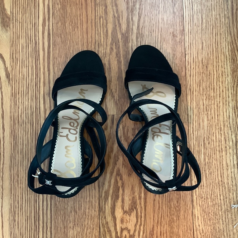 NWOT Sam Edelman ankle strap suede sandal. Size 8.